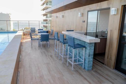 Apartamento Smart Farol Da Barra - Vista Mar Com Varanda Arejada Salvador de Bahía Exterior foto